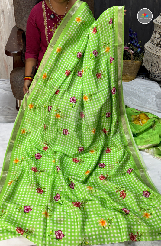 Floral Checks Mangalagiri Pattu Saree - Green