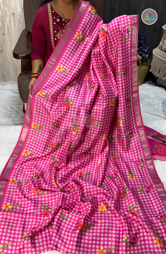Floral Checks Mangalagiri Pattu Saree - Pink