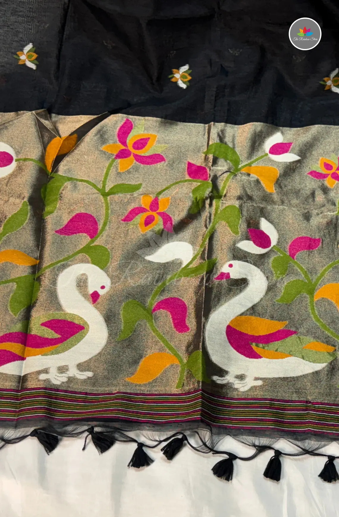 Elegant Lenin Saree with Lotus Motifs - Black