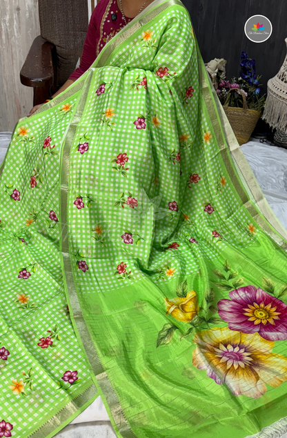 Floral Checks Mangalagiri Pattu Saree - Green