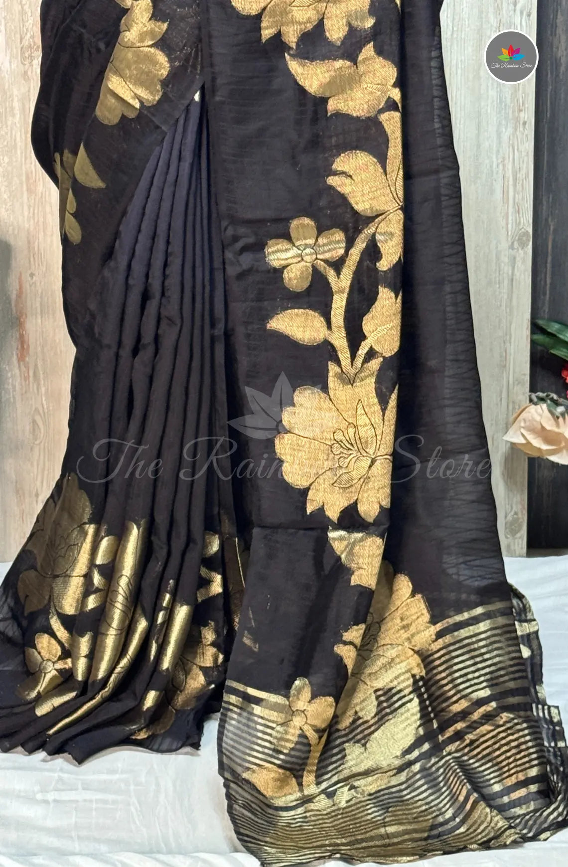 Kora Jamdani Saree – Black & Gold