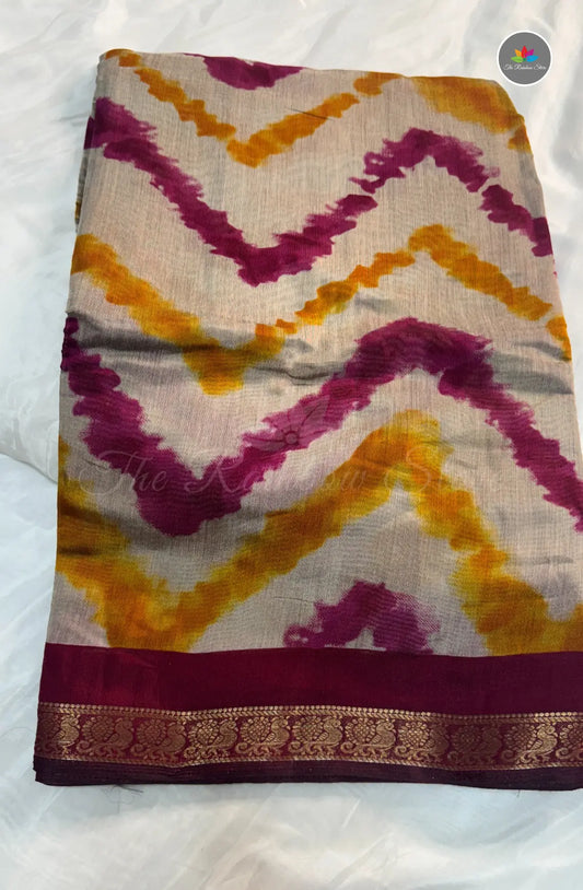 Lehariya Printed Maheshwari Saree - Yellow and Maroon