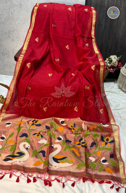 Elegant Lenin Saree with Lotus Motifs - Red