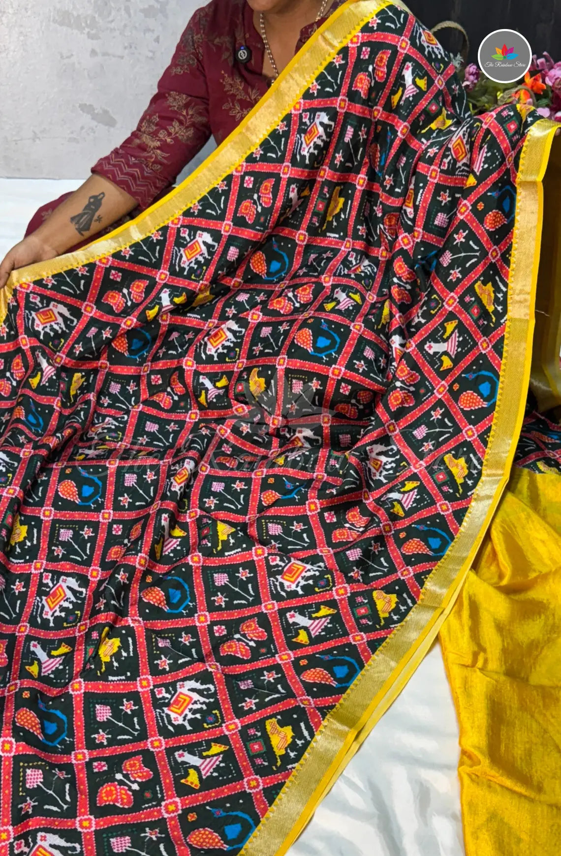 Premium Mangalagiri Pattu with Small Border - Black
