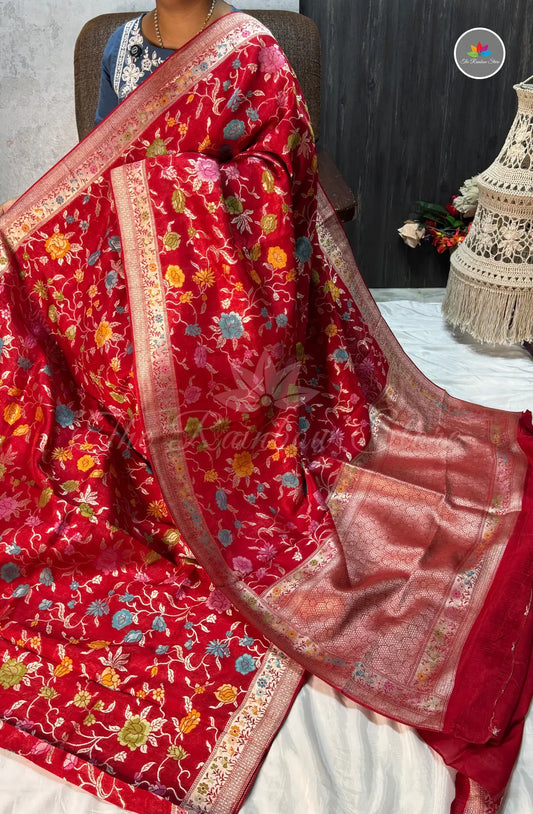 Elegant Georgette Tussar Saree - Red