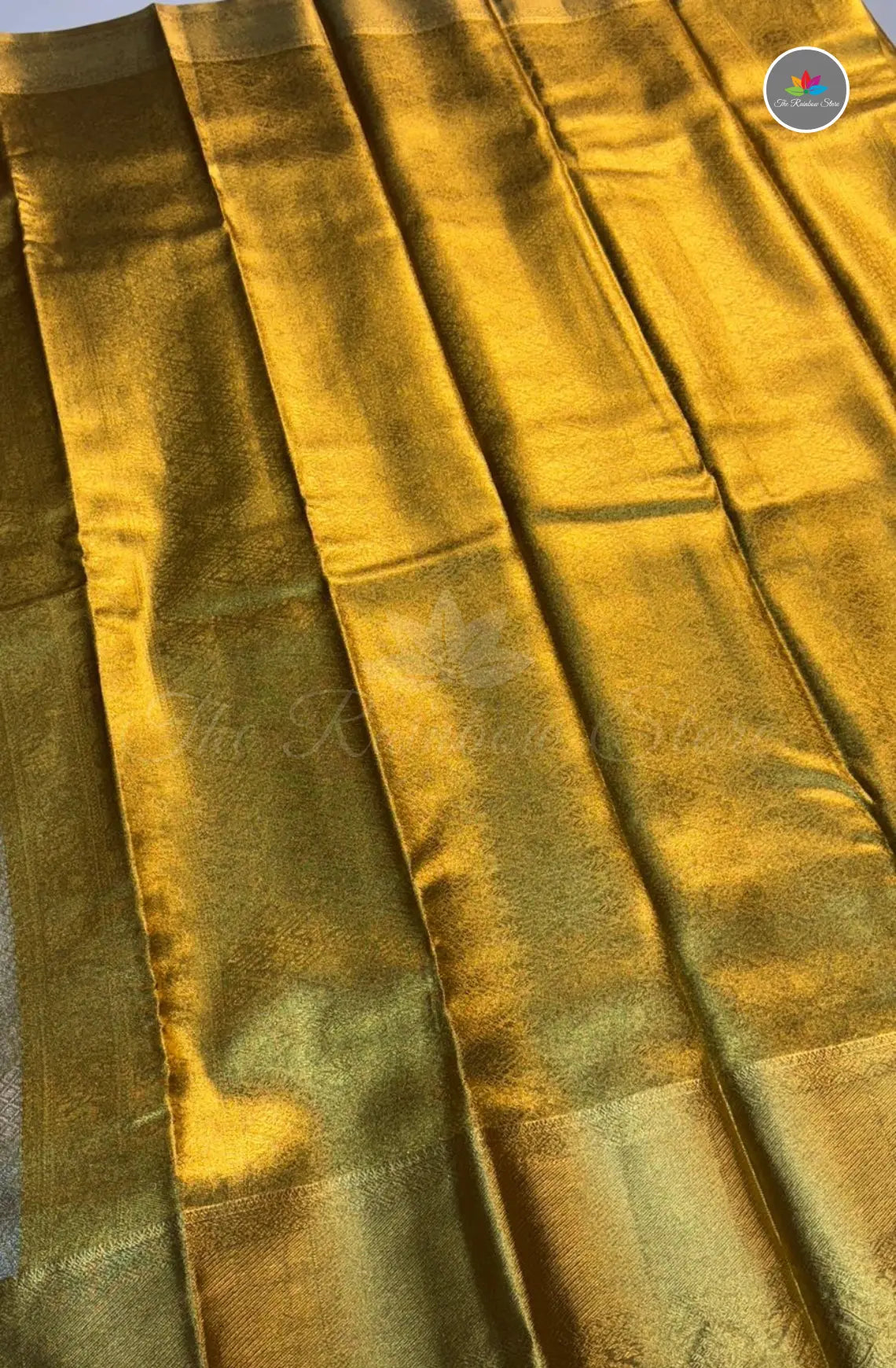 Zari Woven Kanjivaram Pattu Saree  - Gold